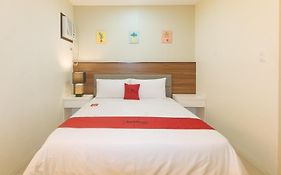 Reddoorz @ Leoncia Apartelle Mandaue City